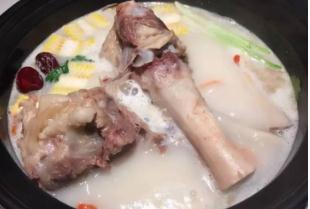 骨頭湯的做法大全(大棒子骨頭湯的做法大全)