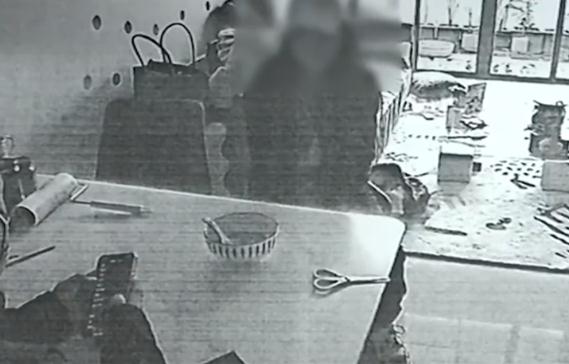 女子盜偷閨蜜百萬(wàn)奢侈品用高仿替代 ,結(jié)局求諒遭拒被判12年