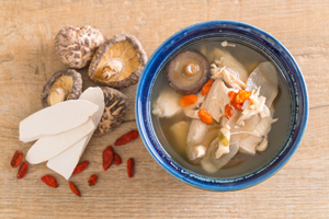 產(chǎn)后孩子持續(xù)高燒怎么辦，有什么危害？