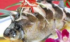 做夢(mèng)吃魚什么意思 夢(mèng)見(jiàn)吃魚肉是什么意思