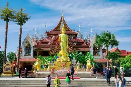 西雙版納旅游攻略 總佛寺和曼聽公園攻略